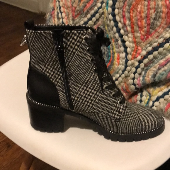 Aldo Black & White Glen Plaid Booties - Picture 5 of 12